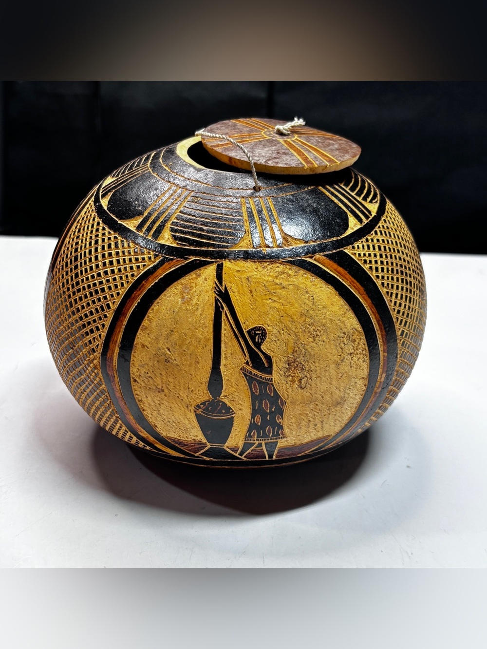Antique Hand Carved African Hanging Gourd Vessel Lidded Calabash Bird Decor - Picture 4 of 14